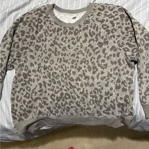 Old Navy Gray Leopard Print Sweatshirt